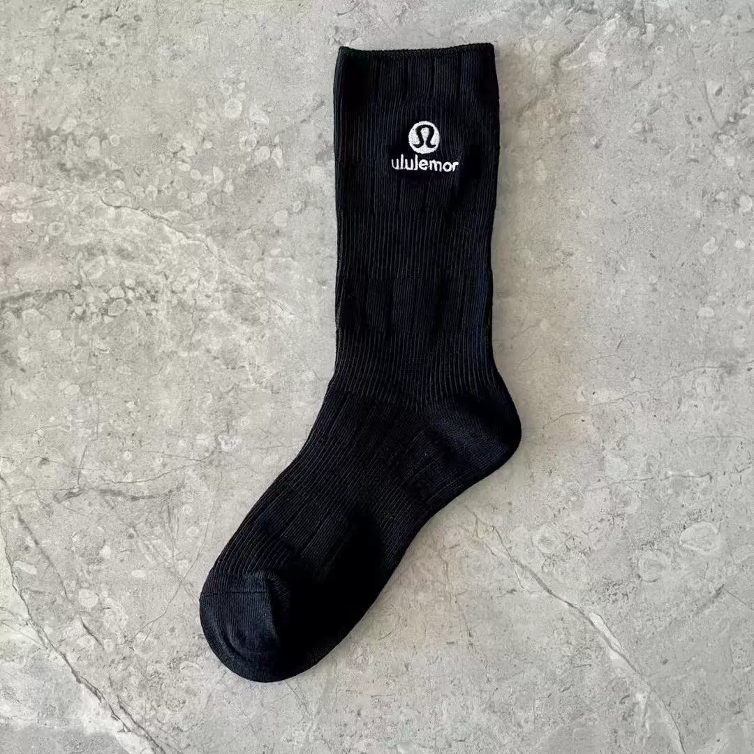 Новые женские носки Lululemon с двойной строчкой, вышивкой, впитывающие, средняя и высокая трубка хлопковые носки, собранные