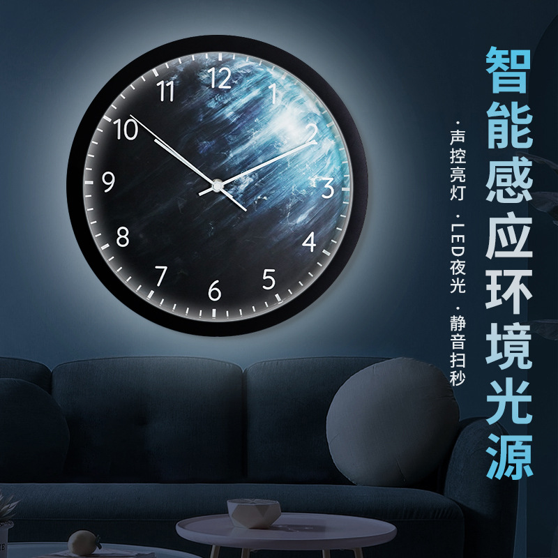 Reloj de pared luminoso controlado por voz inteligente sala de estar moda hogar Luz reloj de lujo mudo creativo Luna luminosa Reloj de pared