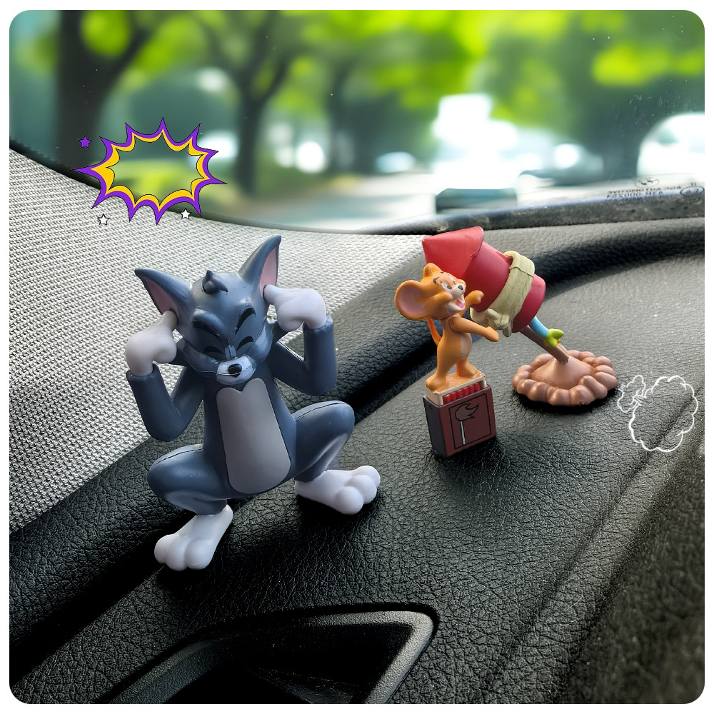Rocket Tom y Jerry| Mini adornos de automóviles mini lindo gato y ratón muñeca de automóvil decoración interior