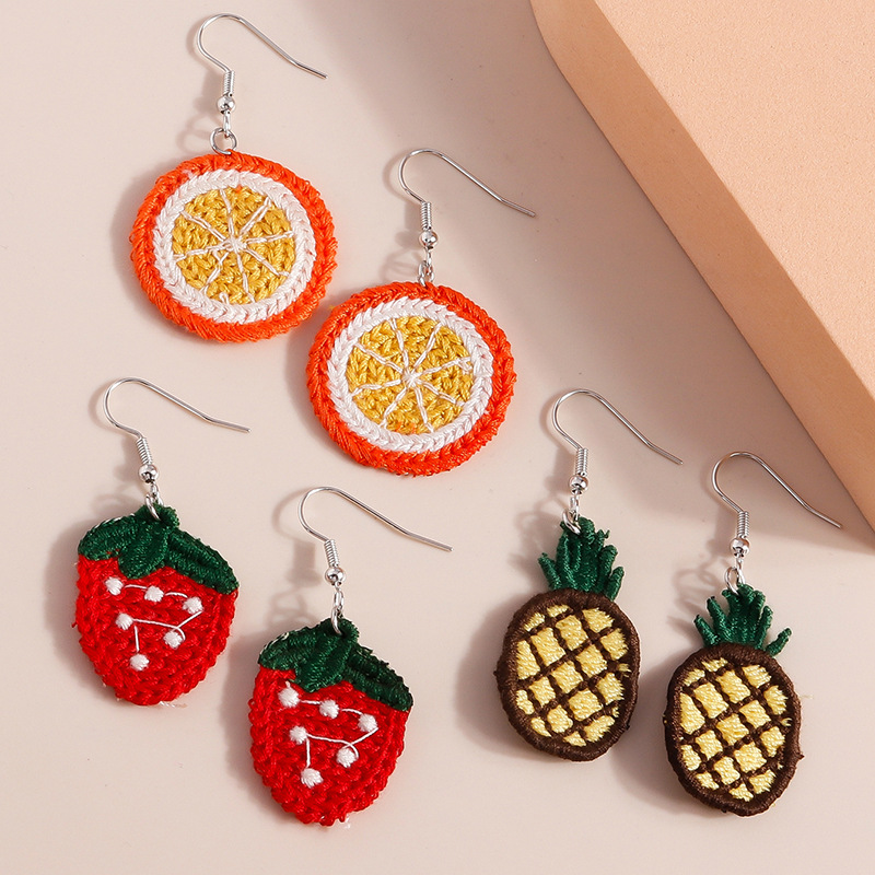 Pendientes De Limón De Piña De Fresa De Fruta Tejida De Tela De Moda display picture 4