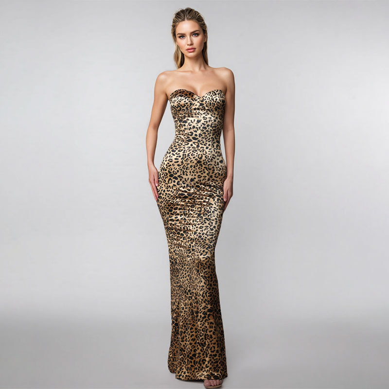 2026 New Fashion Sexy Leopard Print Dress, Strapless Bustier Style, Tight-Fitting, Open Back, Hip Slit Dress for Women 2026 New Fashion Sexy Leopard Print Dress, Strapless Bustier Style, Tight-Fitting, Open Back, Hip Slit Dress for Women