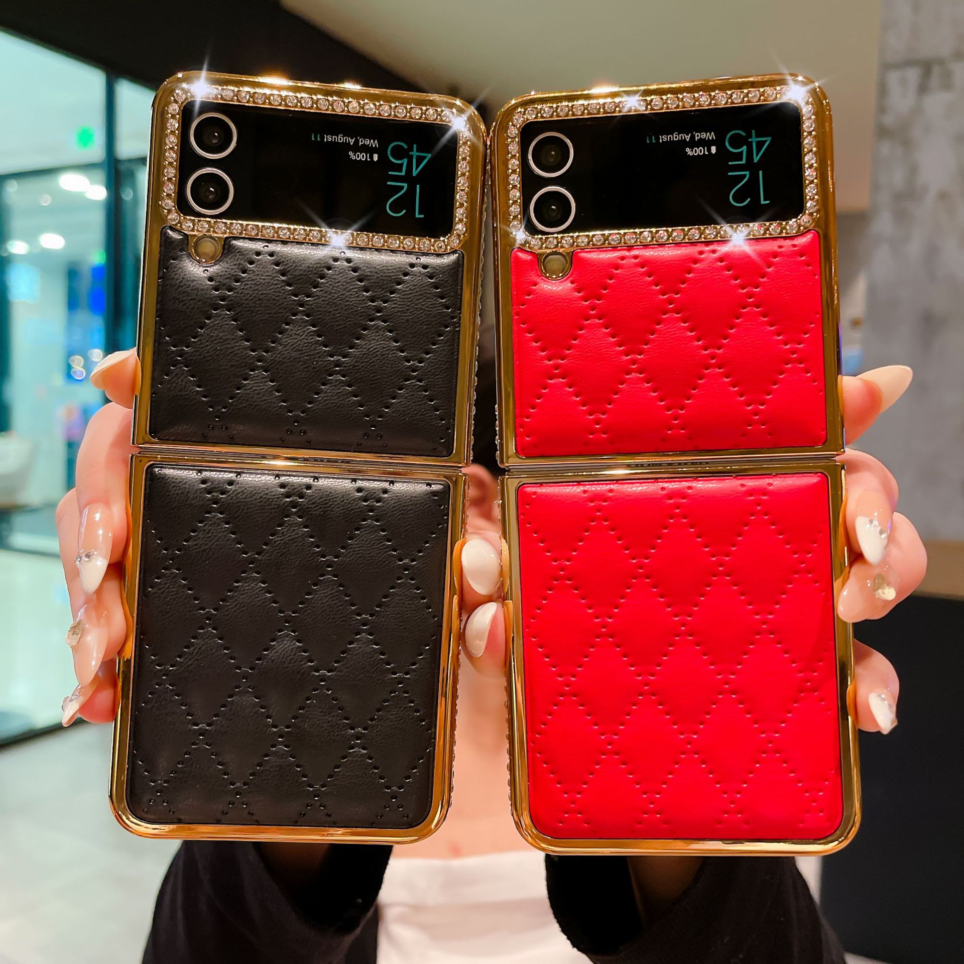 Adatto per Samsung ZFLIP5, modello ZFLIP4 pieghevole in pelle con piccolo diamante profumato, elettrolitico intarsiato di lusso_voghion.com