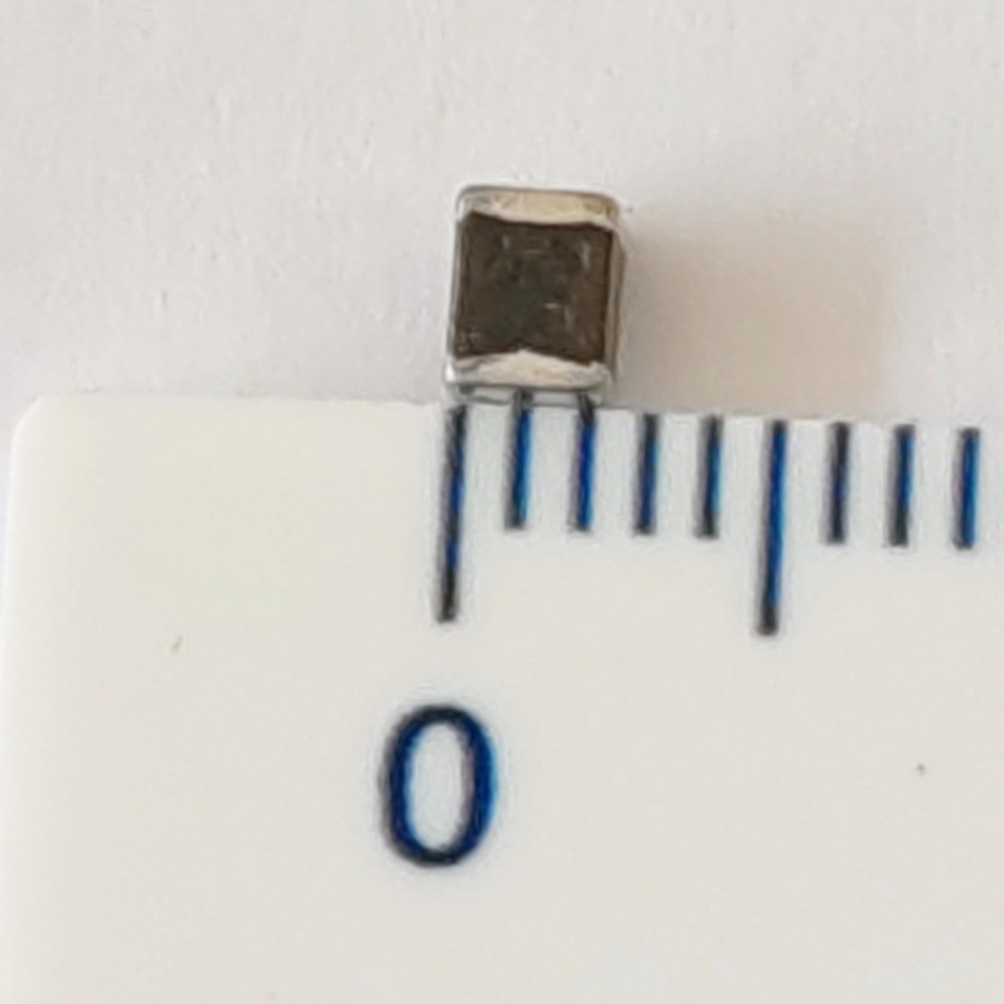 顺络电感厂家直销SVMH3225KA301PT201压敏电阻，变压器