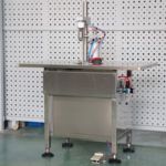 半自动液体定量罐装机小型气雾剂灌装机设备泡沫清洗剂