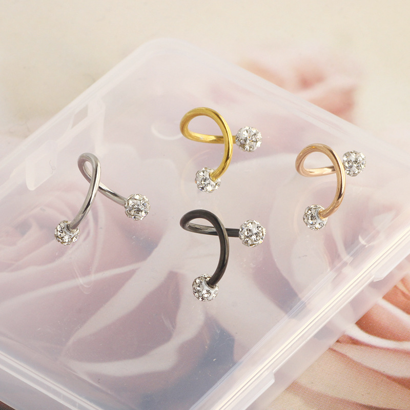16G labret stud size and finish detail