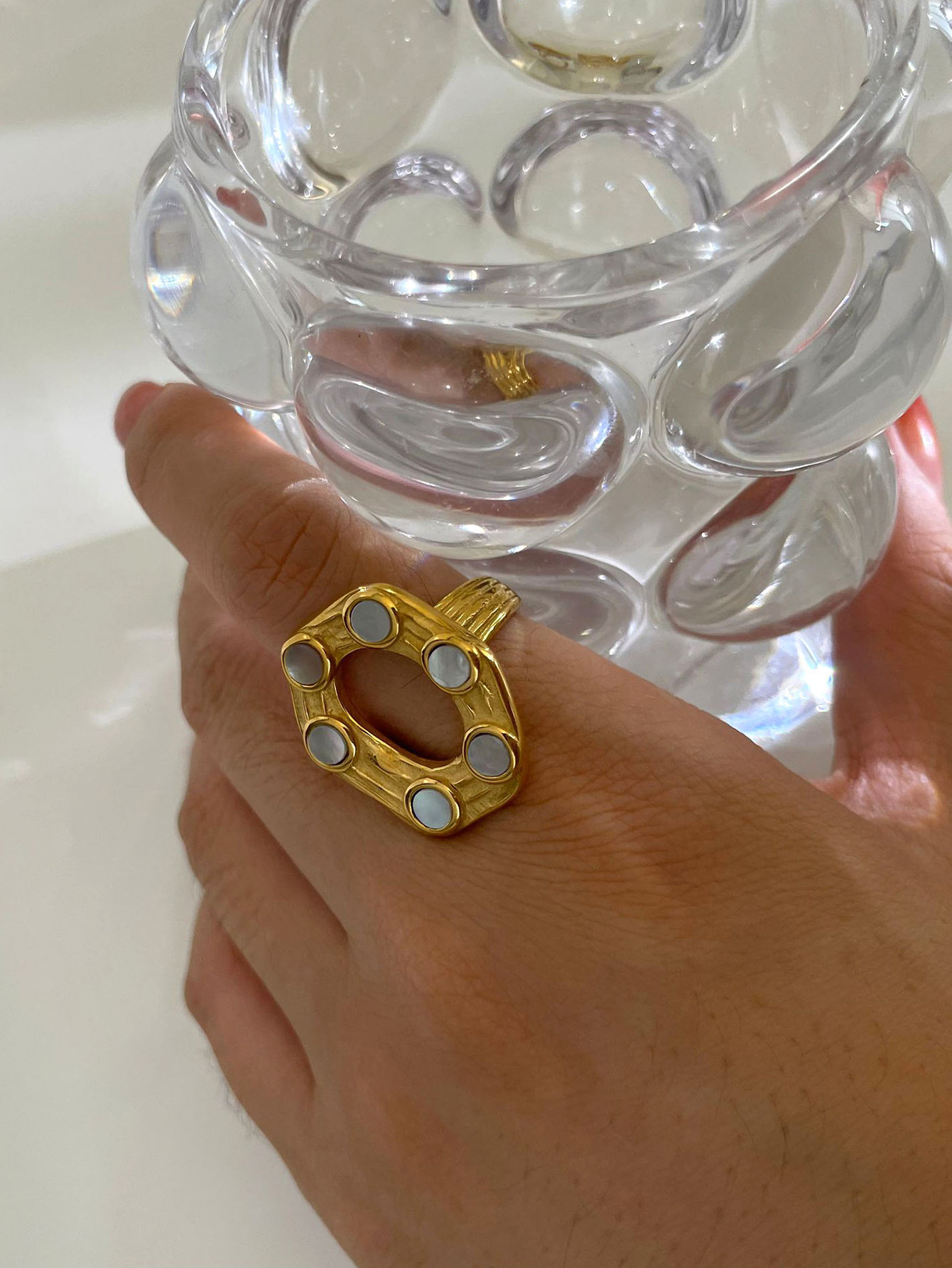 Hexagon Pattern 18K Gold Plated 316L Stainless Steel Shell Hexagon Waterproof Non Tarnish Surgical Steel Simple Style Rings For Women's