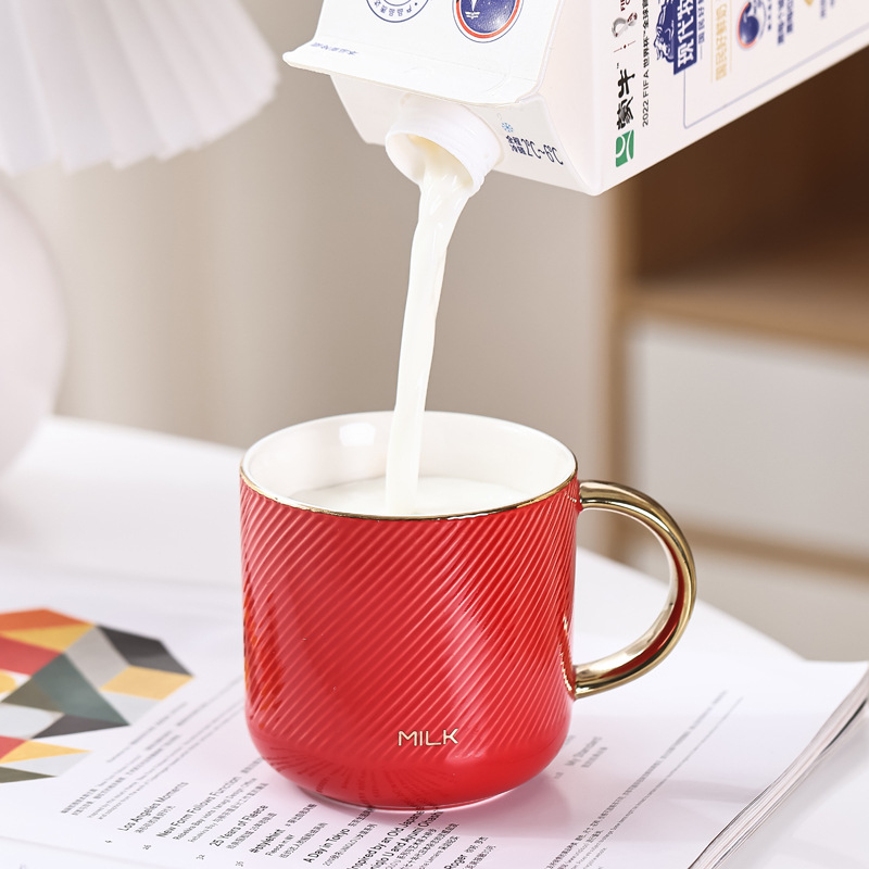 Tazas de cerámica chapadas en oro tazas de agua tazas creativas tazas de café de moda LOGO regalos al por mayor