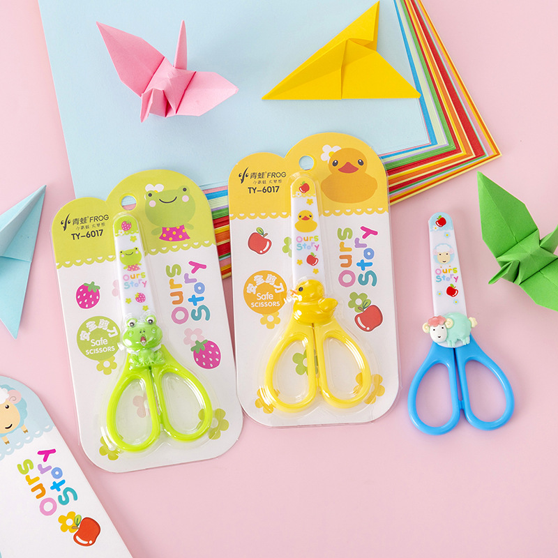 Cute Cartoon Paper-cut Children's Art Handmade Scissors Round Head Sheath Cutting Plastic Anti-pinch Cap Scissors