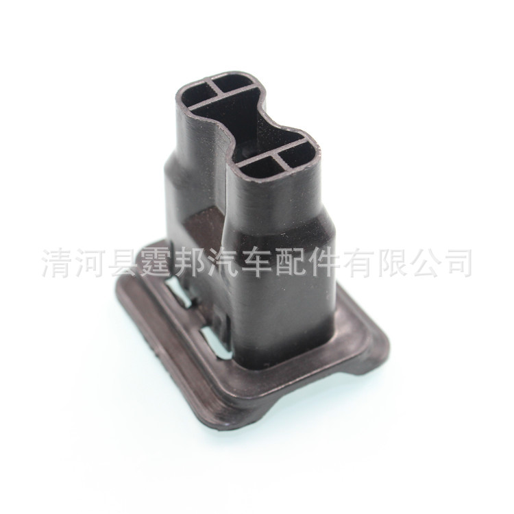 适用铃木天语SX4雨燕新奥拓锐骑后座椅后排座椅固定坐垫卡扣卡子