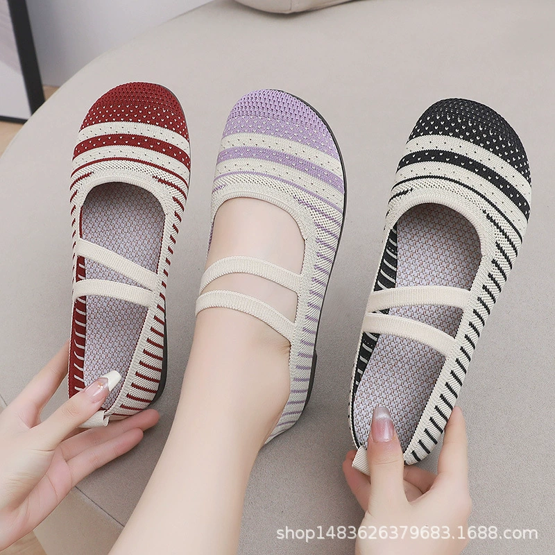 Новые женские туфли на плоской подошве, старые пекинские тканевые туфли, дышащие полосатые туфли-бини, бабушкины туфли среднего и пожилого возраста, туфли для мамы на одной ноге.