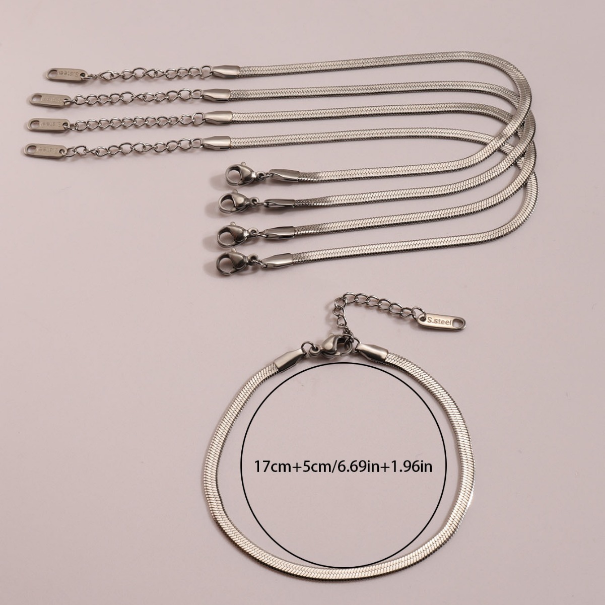 Pulsera de acero de titanio Pulsera de serpiente redonda de serpiente plana de lujo simple y ligera