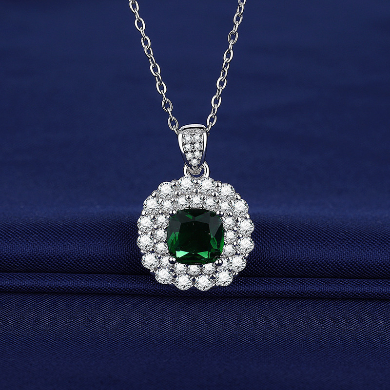 Collier émeraude T23