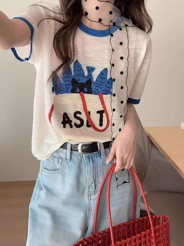 Gejia モールの同じスタイルの女性の 2025 夏薄いブルーアイスシルク半袖 T シャツ韓国の超見栄えの良いユニークなトップ|undefined