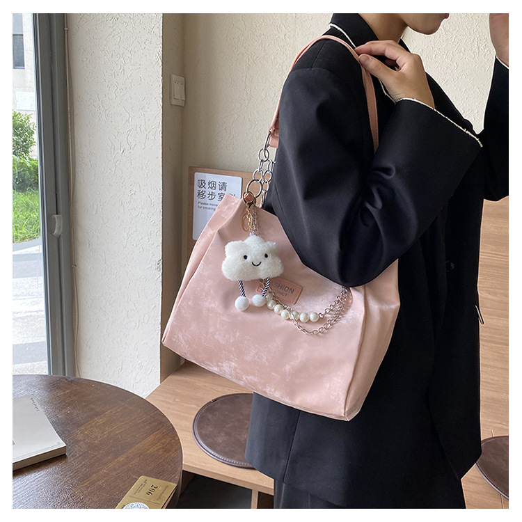 Large-capacity work commuting bag for women, new autumn 2024, versatile and fashionable beaded chain single-shoulder bag tote bag undefined