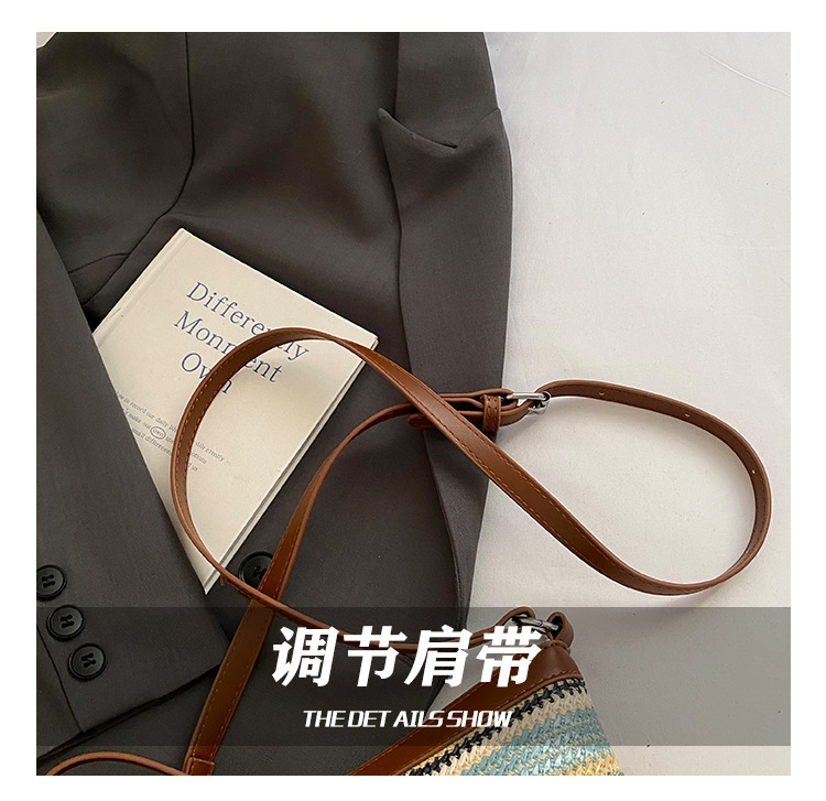 Fashionable straw woven bag for women 2025 summer new trendy woven single-shoulder crossbody women's bag, versatile bucket bag with patchwork Item Picture