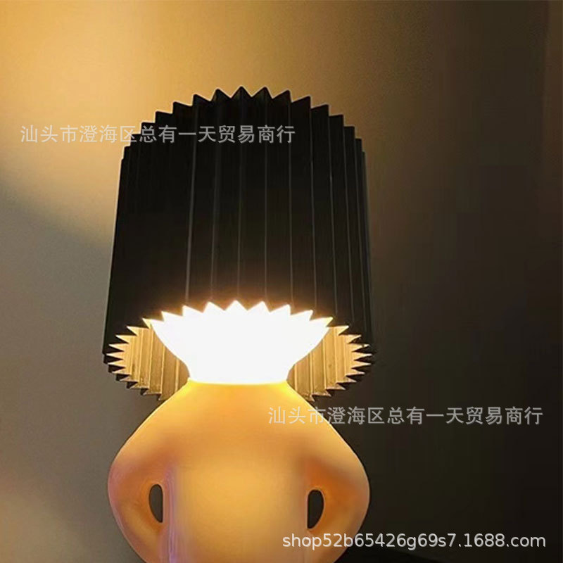 Lámpara de mesa de amor, creativo M R.P un poco tímido lámpara de mesa noche luz Naughty Boy lámpara de mesa Decoración