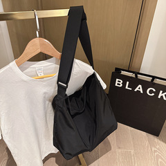 New 2023 Fashion Crossbody Bag with Canvas, Single Shoulder Bag, Instagram Style, Large Capacity, Waterproof Sports Bag for Women