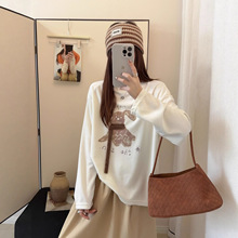 韩代立体围巾小狗印花磨毛T恤女冬新款宽松慵懒百搭圆领长袖上衣