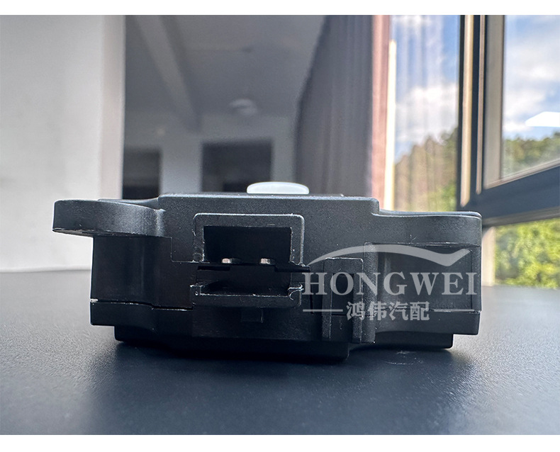 Suitable for Buick Yinglang Yuelang Air Conditioner Wind Direction Heating and Cooling Internal and External Circulation Servo Motor Cobalt Cruze