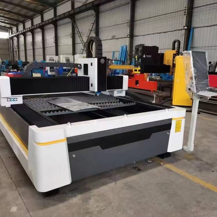 激光切割机3000瓦激光光纤单平台经济款高品质龙门钢板精割机跨境