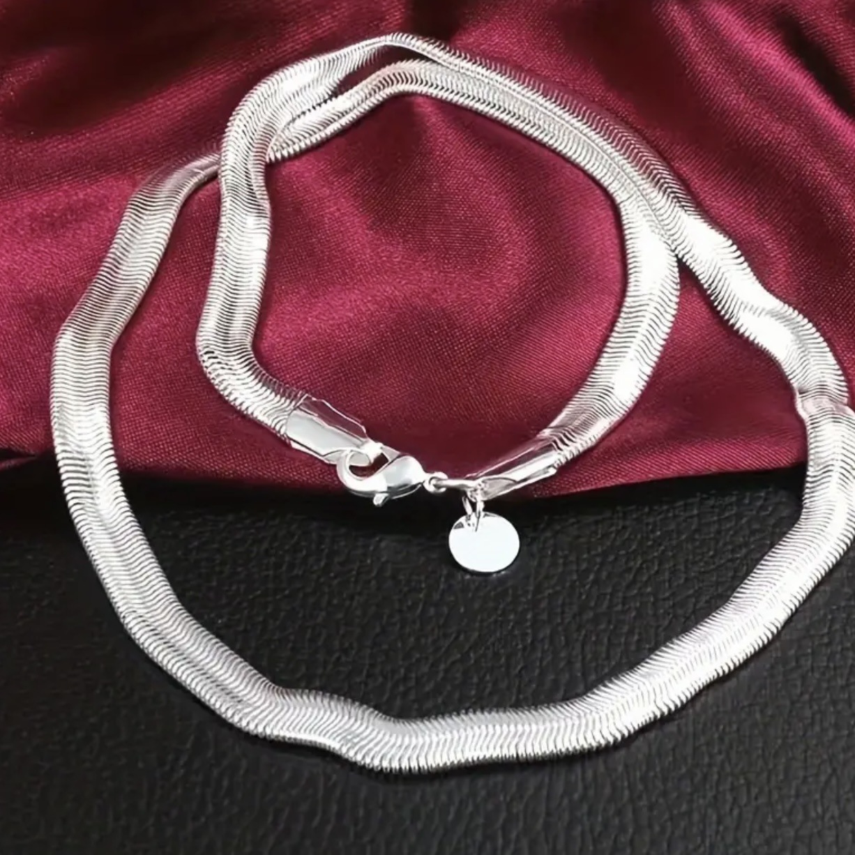 Beschermende talisman sieraden Wereldkampioenschap Happy Neo Deco grensoverschrijdende herenketting, Europese en Amerikaanse platte brede ketting voor stellen._voghion.com