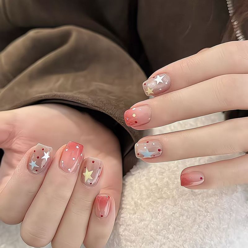 【ケーキが大好きなクマさん】水玉キャットアイウェアラブルネイル、キュートなショートビーニーマニキュア、デイリーに優しく美白|undefined