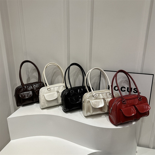 Stylish Casual Commuter Shoulder Crossbody Small Square Handbag 2024 Autumn New Uncommon Design Lightweight