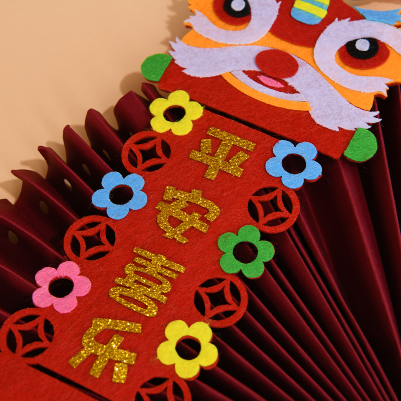 Adornos de año nuevo, paquete de material de fabricación no tejido de bricolaje para niños, juguetes hechos a mano para niños, colgante de pasta creativa de rompecabezas