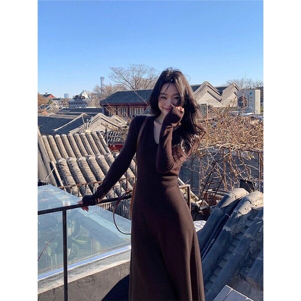 Demi-season dress