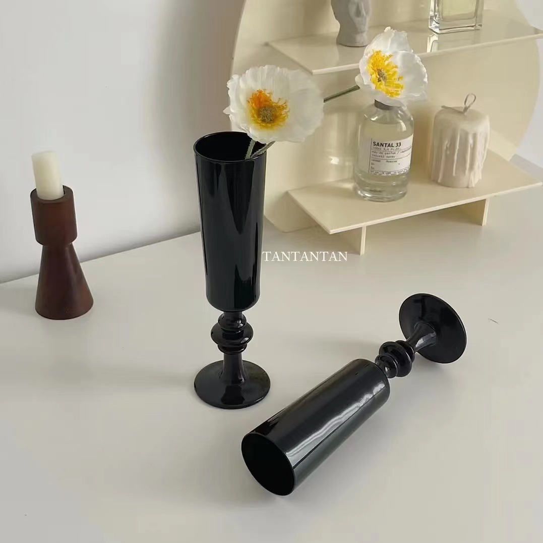 블랙 모던 샴페인 글라스
