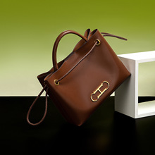 CHCH 2025�¿�Ůʿ���س������ذ��ճ�ͨ��Ů������������С����