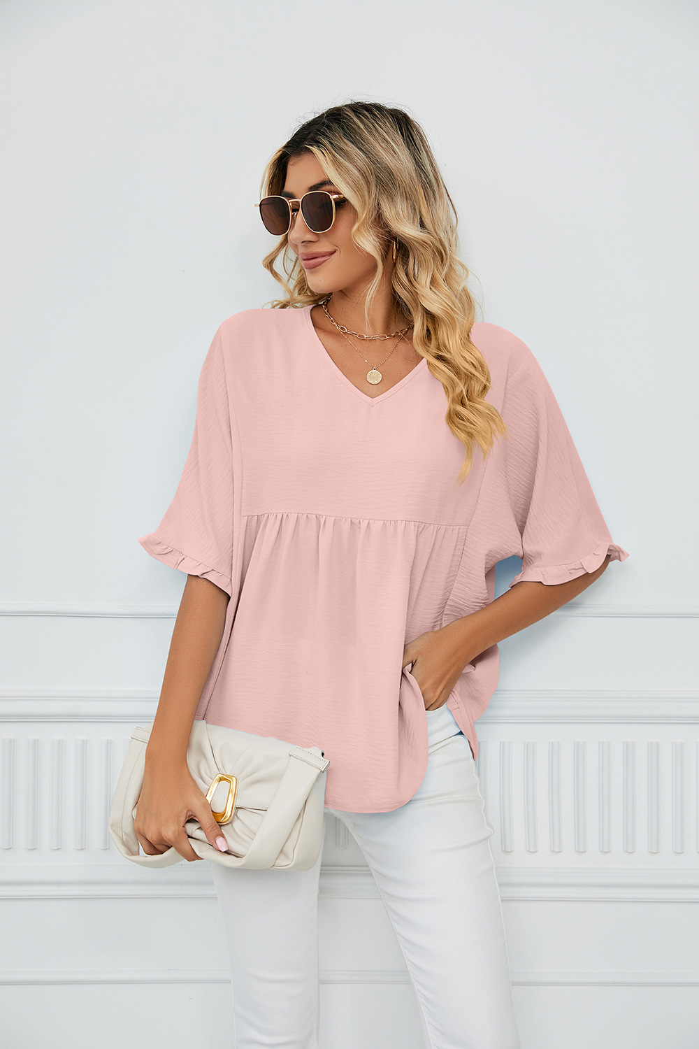 Γυναικεία ρούχα με μασίφ λαιμόκοψη σε φαρδιά πλισέ πάνελ με μεσαίο μανίκι μπλούζες σιφόν_voghion.com