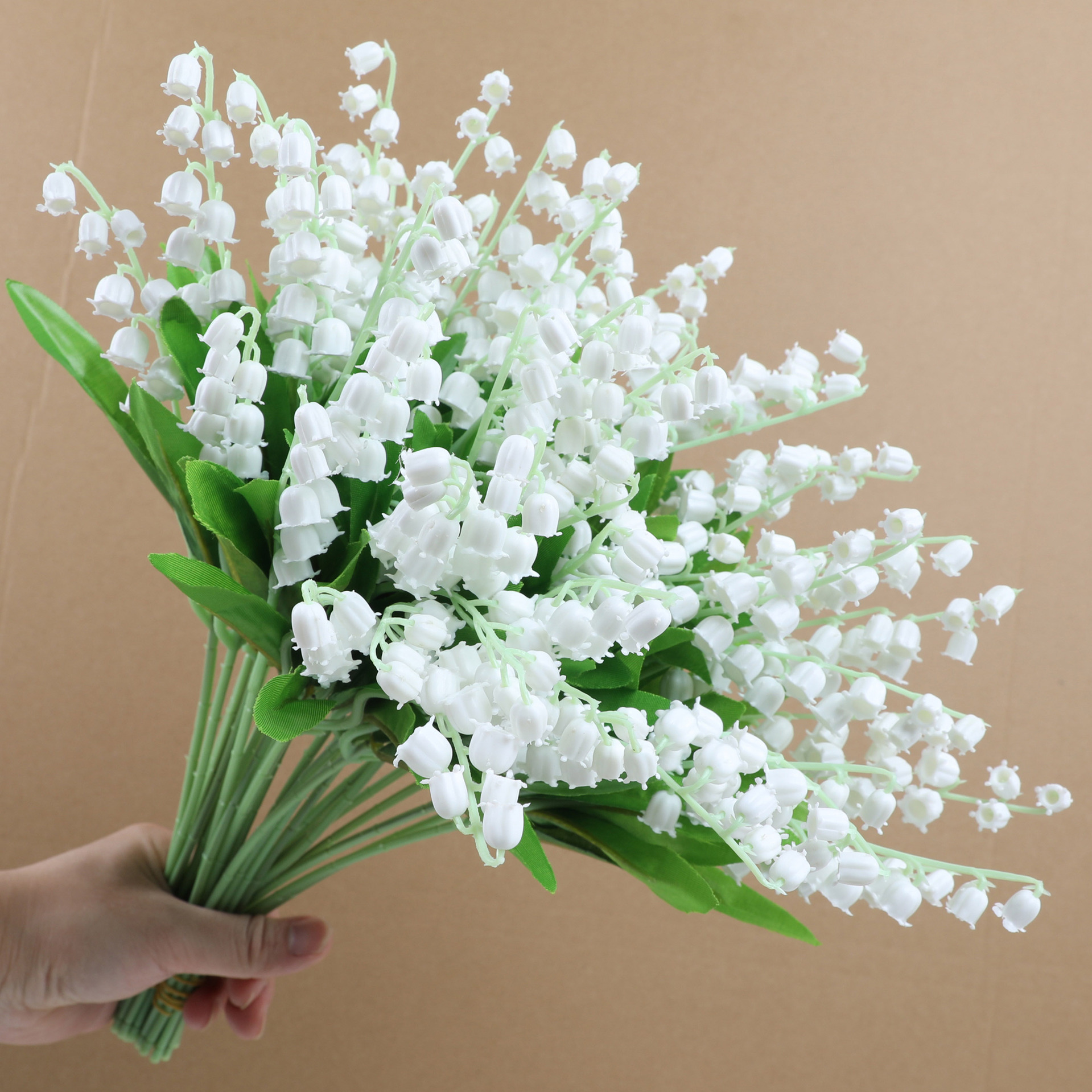 Cross-Border Hot-Selling Artificial Flowers, Lily of the Valley, Bellflower, Home Decoration Ornaments, Photography Props, Wedding Flowers, Fake Flowers Wholesale