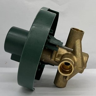North American Concealed Shower Valve Body Adapted to Mo, En 1/2-Inch Cc Connection, 2520