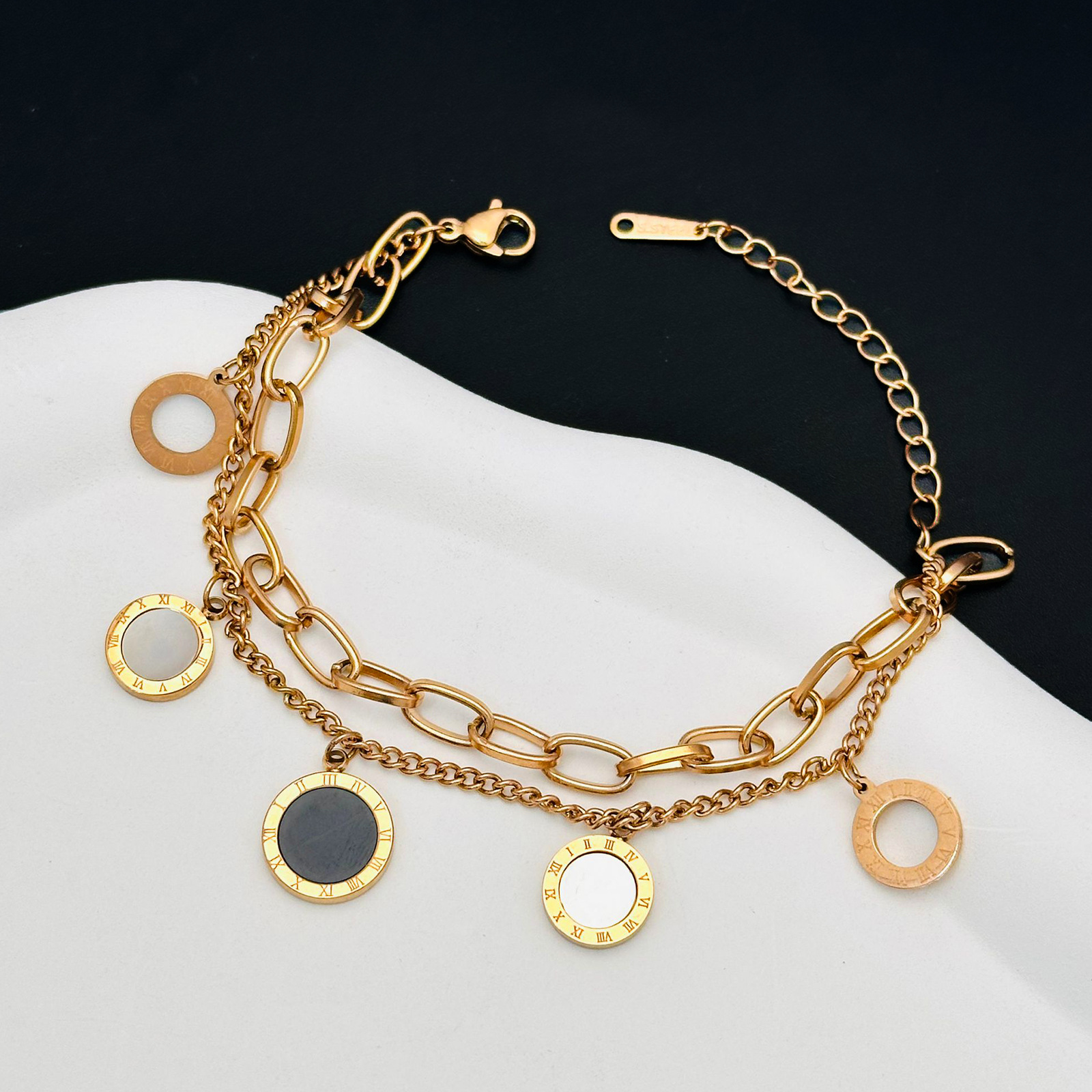 Blanco y Negro Shell romana digital de doble capa de titanio pulsera de acero de las mujeres hechas a mano popular joyería nueva llegada pulsera accesorios de la joyería