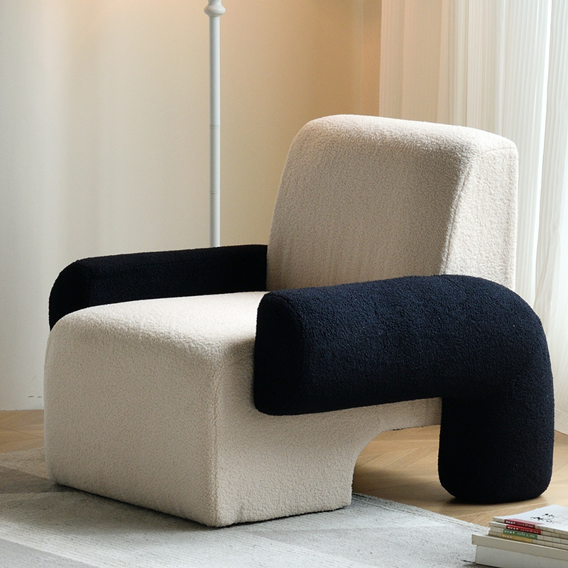 Nordic light fabric single sofa for small apartments, designer creative living room balcony lazy blogger lamb wool sofa chair