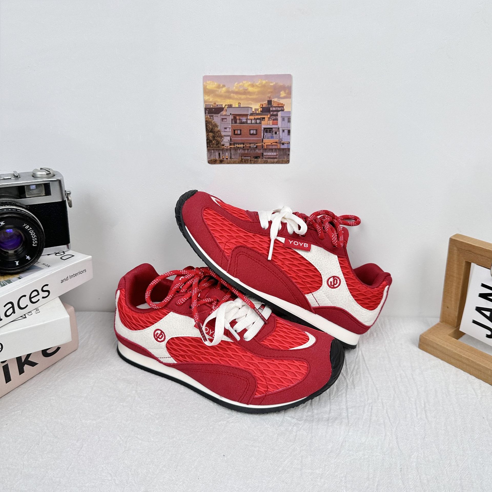 Zapatos de red deportiva de todo fósforo de onda lejana 2025 nuevos zapatos de entrenamiento alemán retro de nicho zapatillas de deporte casuales planas resistentes al desgaste