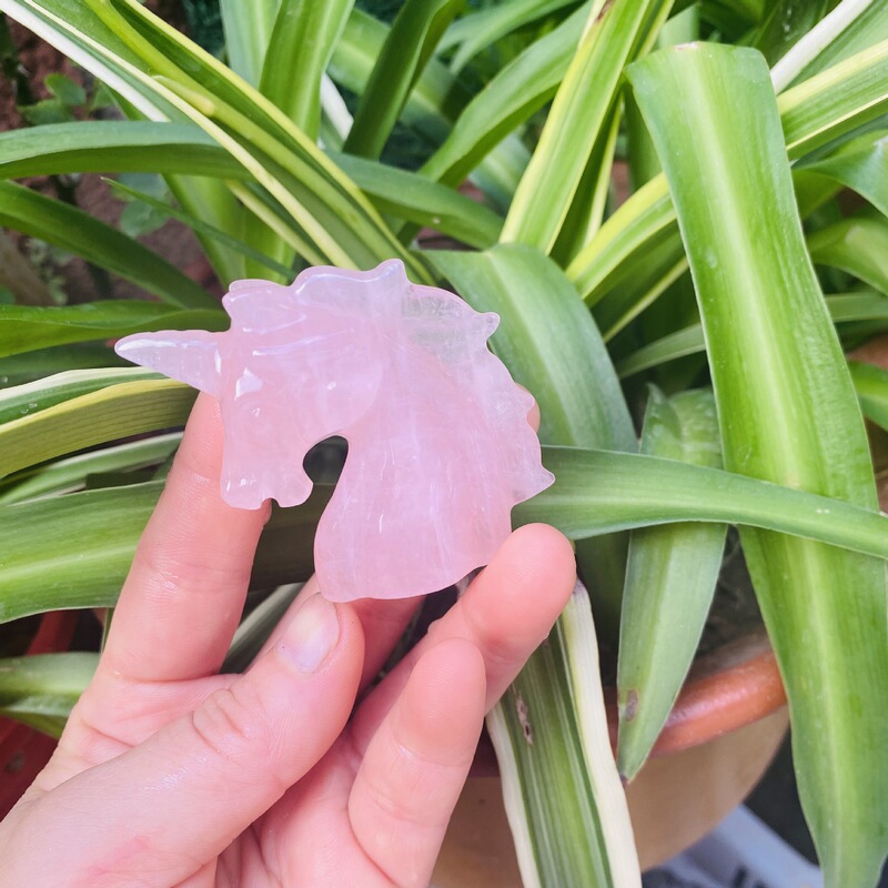 热销 粉晶天然水晶原石雕刻独角兽摆件 图 4