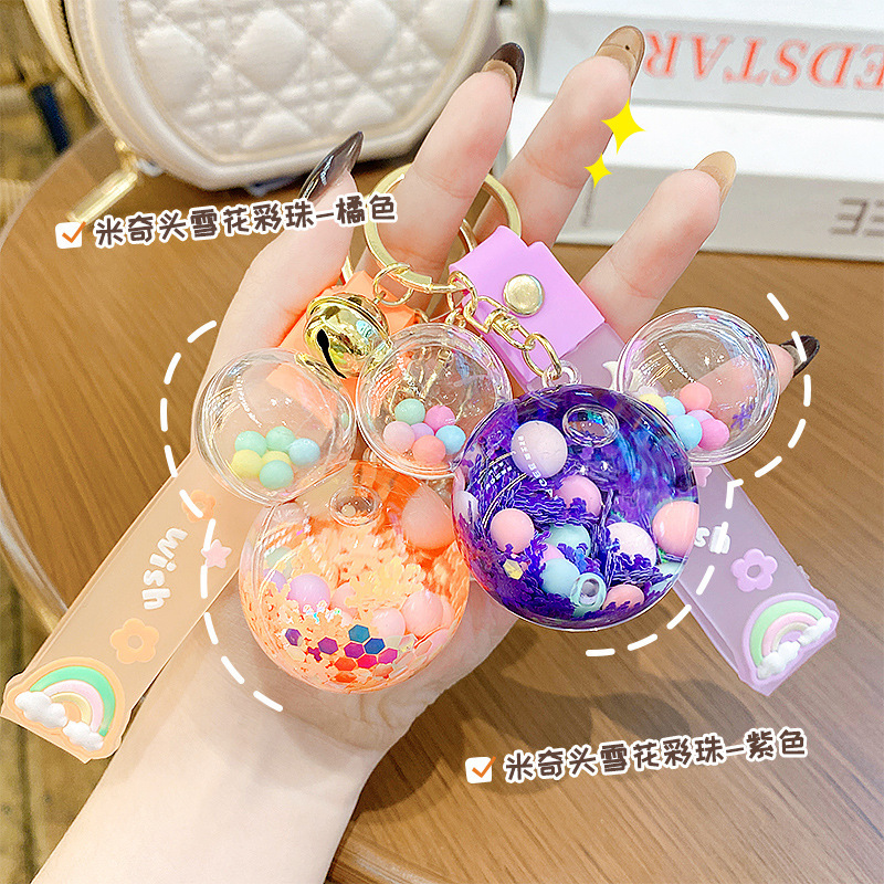 Cartoon Luminous Snowflake Mickey Head Quicksand Keychain for Women, Exquisite and Cute Backpack Pendant, Couple Bag Keychain