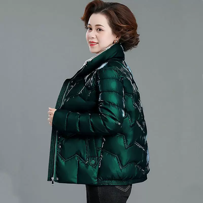 Winter down jacket with down for mother, 50 years, western style