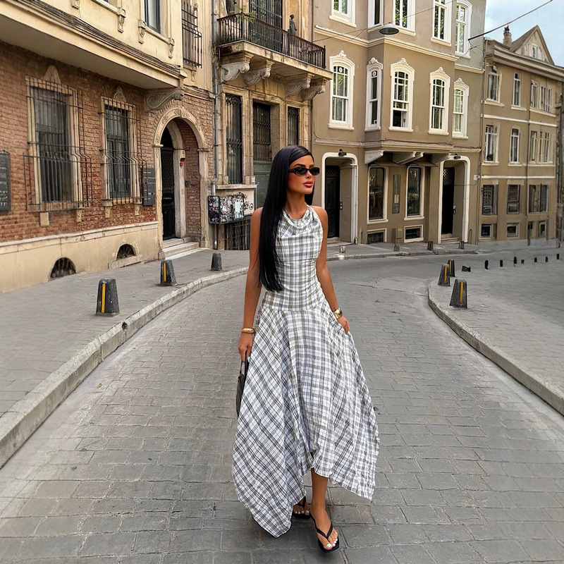 European and American cross-border AliExpress 2026 INS fashion new retro plaid swing-neck sleeveless asymmetrical long dress