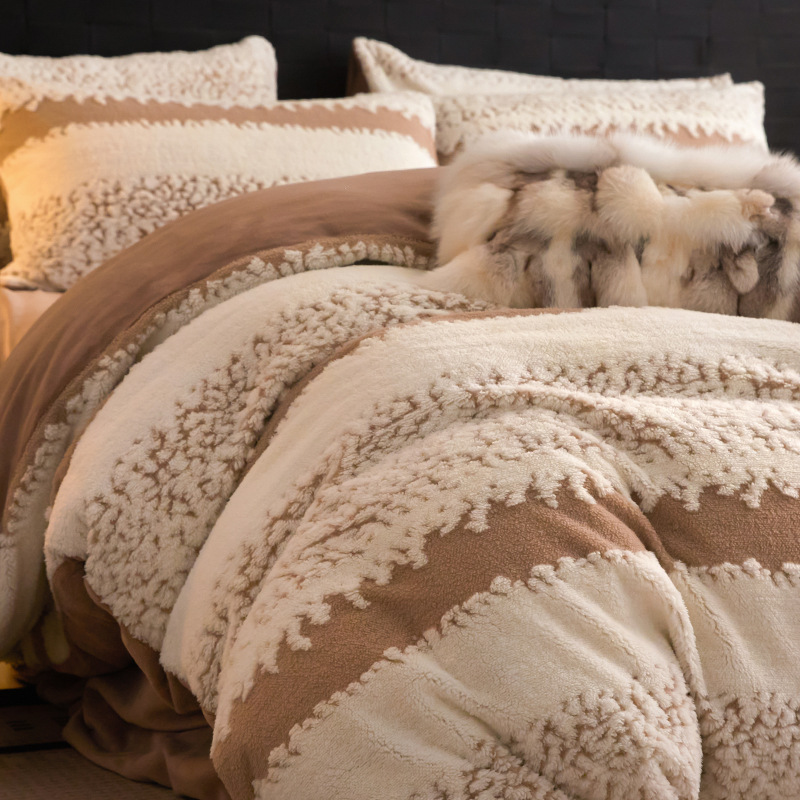 Invierno engrosado leche de cama de lana de cuatro piezas doble cara más cubierta de edredón de brida de coral cama de lana de cama de tres piezas