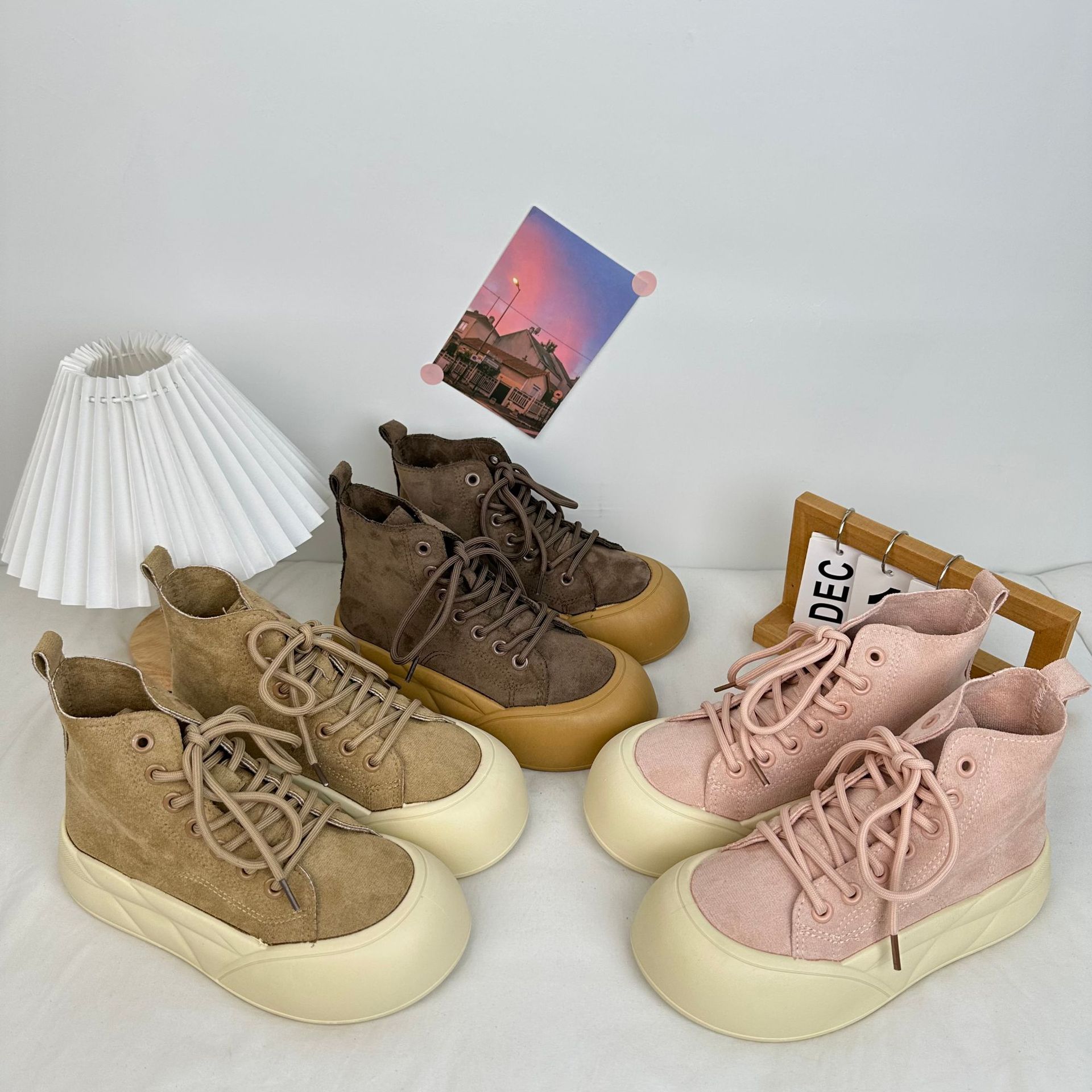 Yuanbo 2024 otoño zapatos de lona de alta altura, zapatos deportivos casuales, zapatos de suela gruesa, zapatos de mujer coreanos.