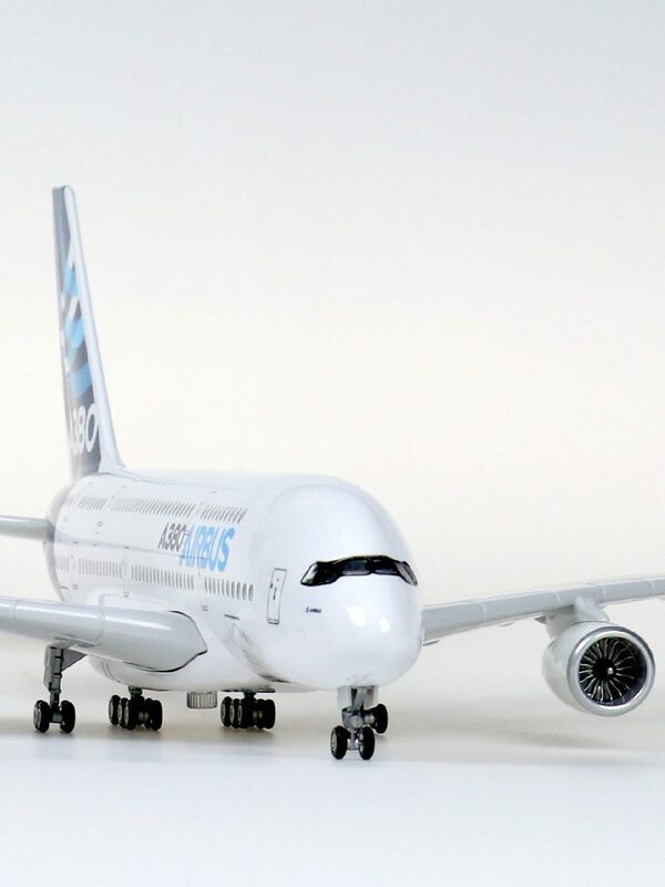 Airplane Model Airbus 380 Prototype 747 Static Assembled Aircraft Model with Landing Gear and Lights French Concorde