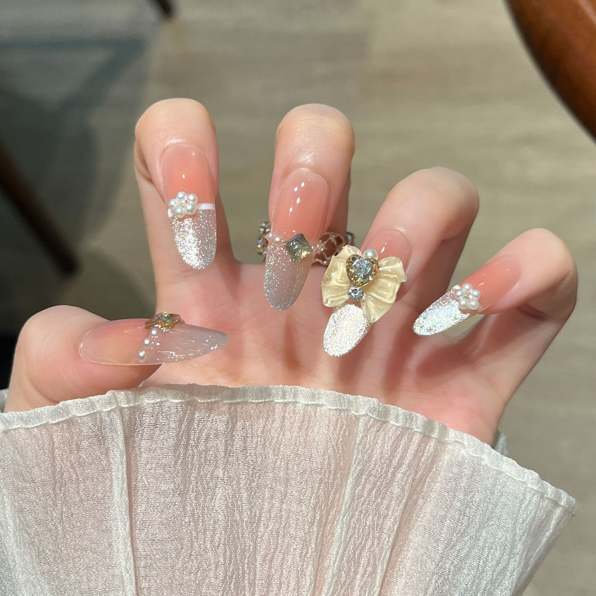 Yarn de estrella suave puro ojo de gato hecho a mano para usar uñas de alto nivel, parches de uñas falsas blanqueadoras, productos terminados de manicure. image 9