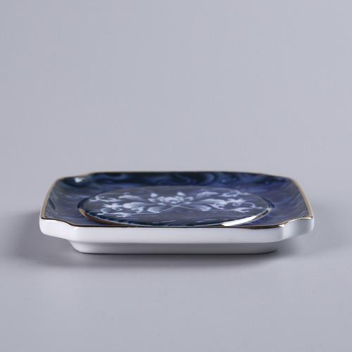 Ceramic underglaze blue and white insulated anti-scalding saucer Chinese Kung Fu tea set coaster small saucer tea ceremony accessories wholesale