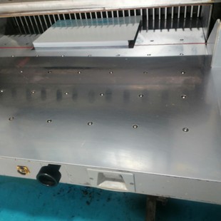 ��ͨ115��X�p��܉�pҺ���ŷ���X�м��C����