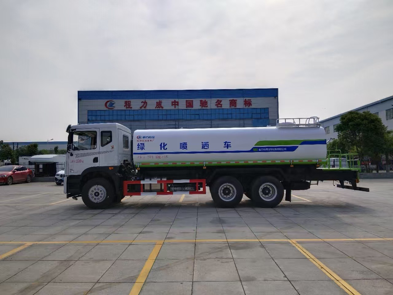Dongfeng 15-ton construction site dust suppression and water spraying truck, direct from the manufacturer; 20-ton road water spraying truck, Yuchai 270 horsepower, wholesale