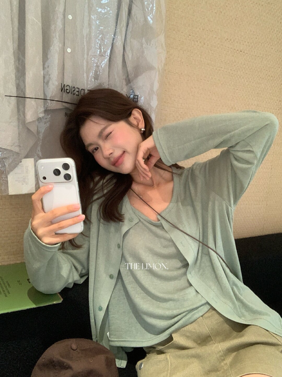 Bộ cardigan len mỏng kèm áo hai dây hai mảnh nữ mùa hè — Xám cacbon, xanh lam, màu hồng, Đậu xanh chi tiết 96