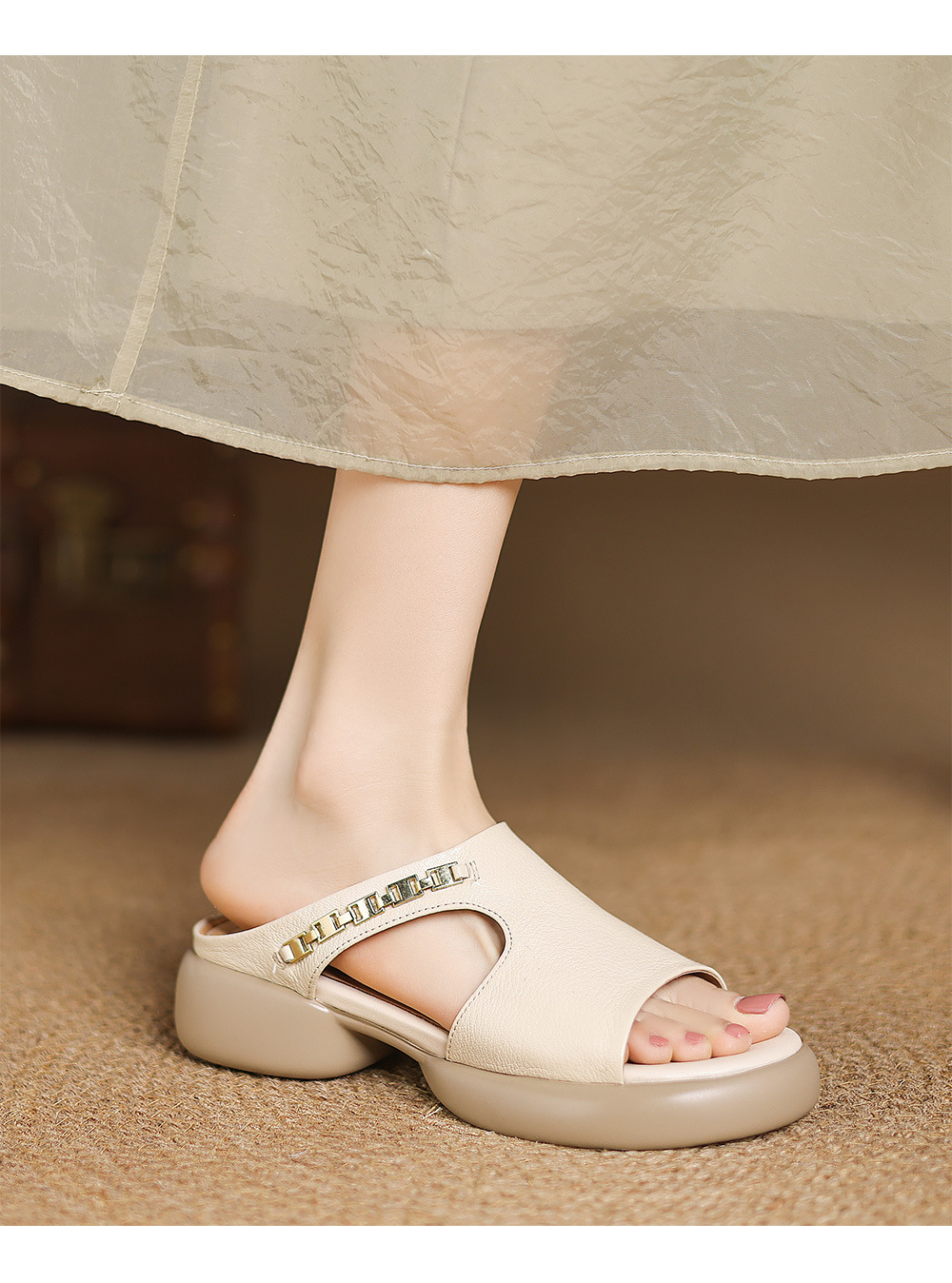 Dép sandal nữ da cừu miệng cá đế dày gót cao nhẹ — đen chi tiết 11